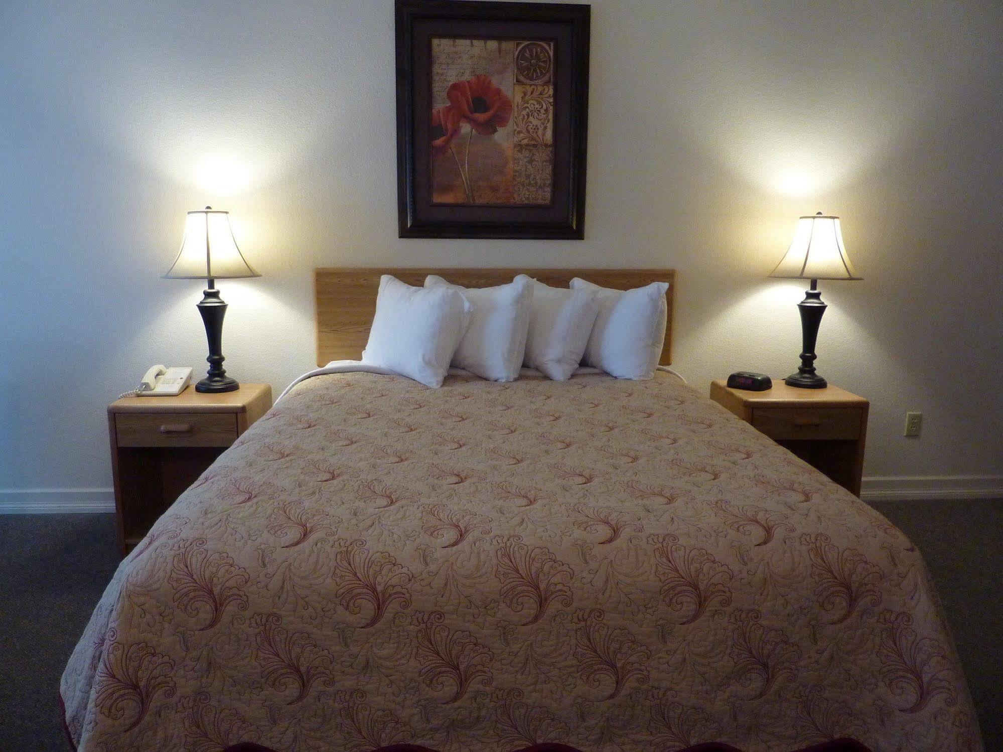 Mill Village Motel Eatonville ภายนอก รูปภาพ