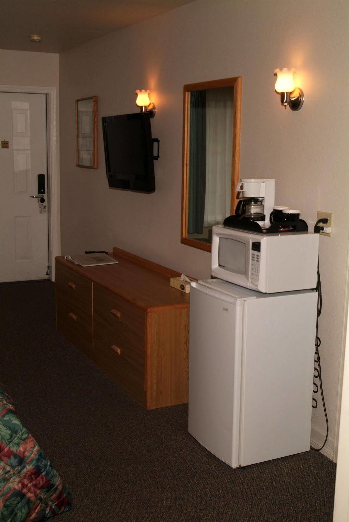 Mill Village Motel Eatonville ภายนอก รูปภาพ